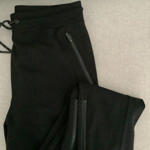 NWT - CSG Precision Jogger Pants - Black